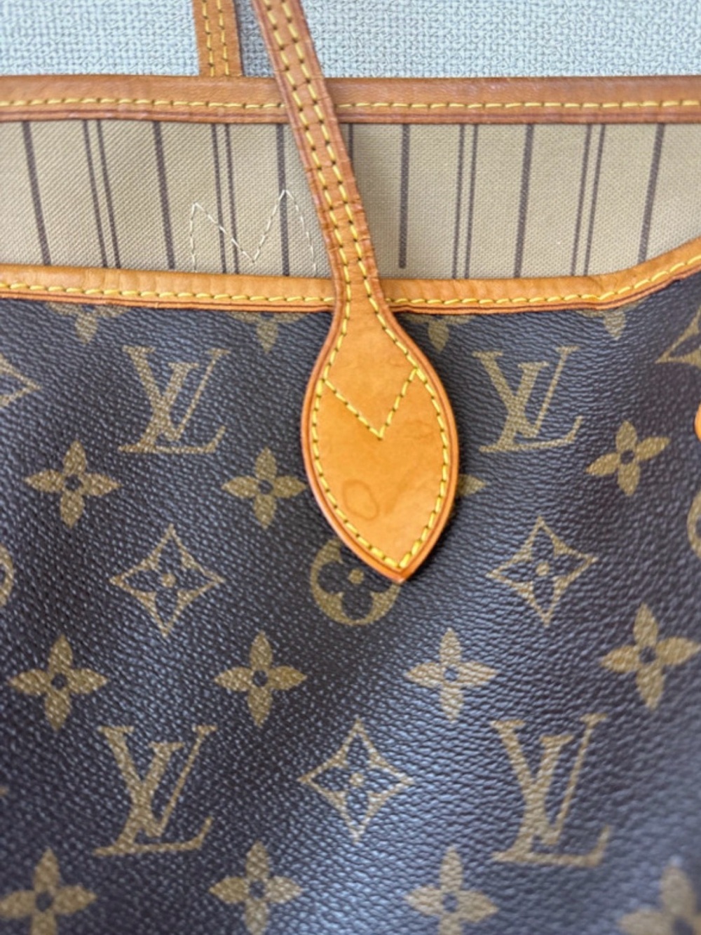 Louis Vuitton Brown Monogram Canvas Neverfull MM - Picture 2 of 16